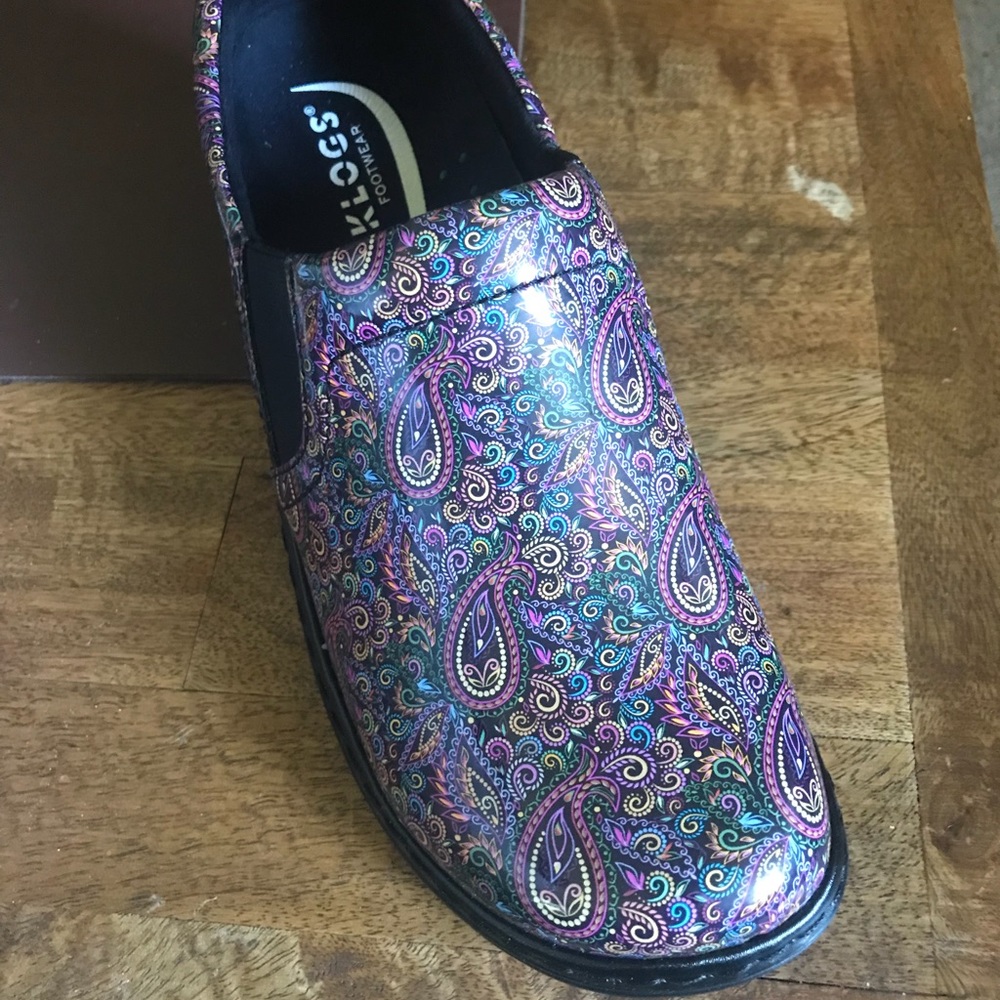 NEW Klogs 10 Medium Paisley Pattern